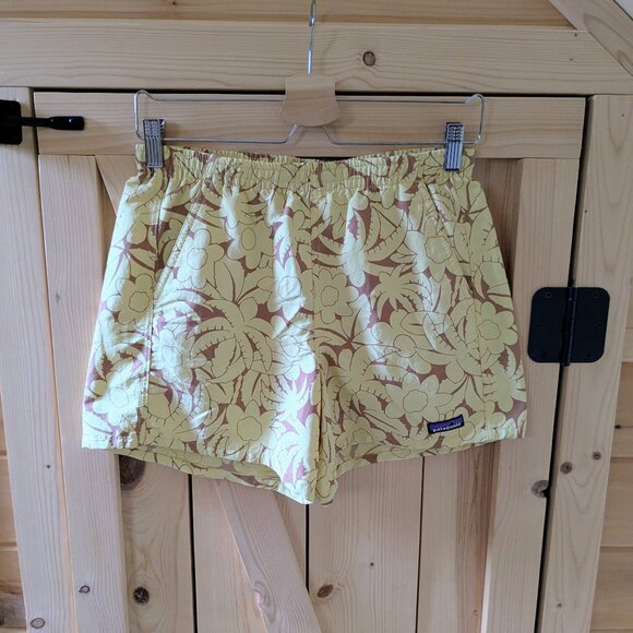 Patagonia Pants - Patagonia Baggies Shorts Womens Small Yellow Tropical Floral 4.5" Active Water